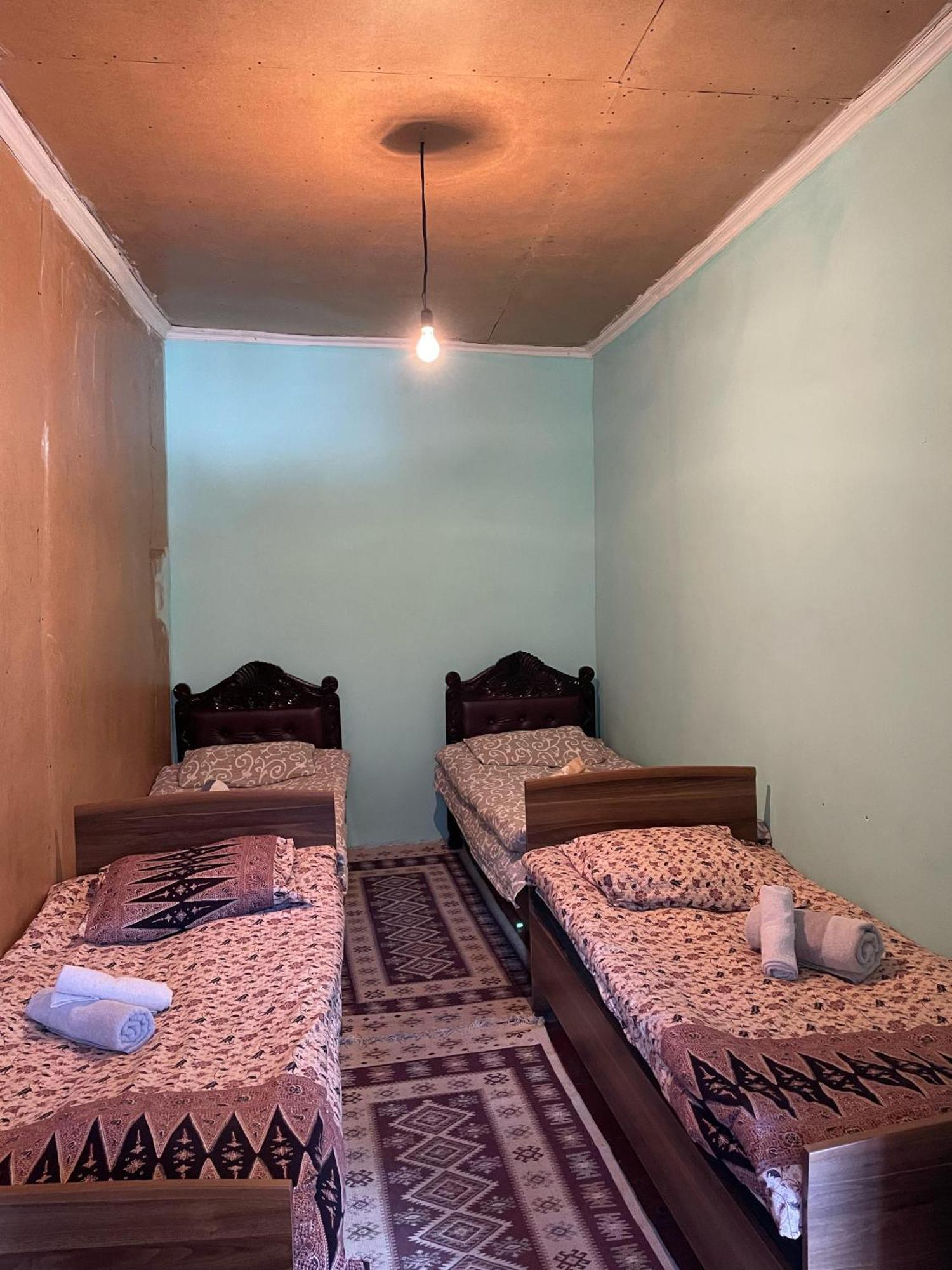 Old House Hotel Adishi Bagian luar foto