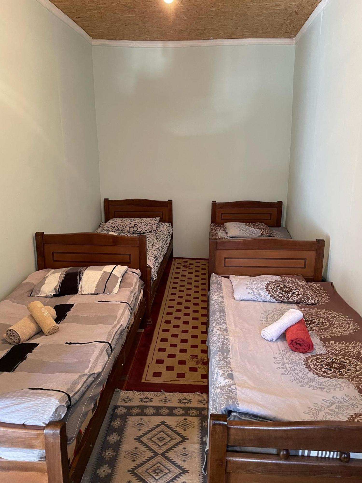 Old House Hotel Adishi Bagian luar foto