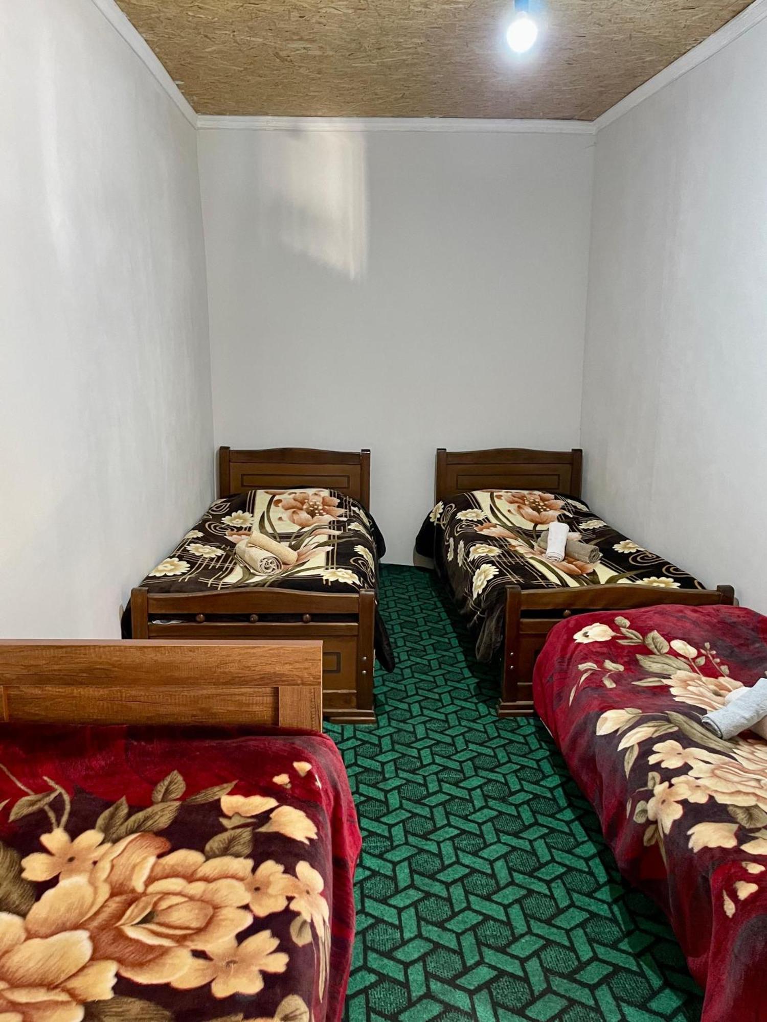 Old House Hotel Adishi Bagian luar foto